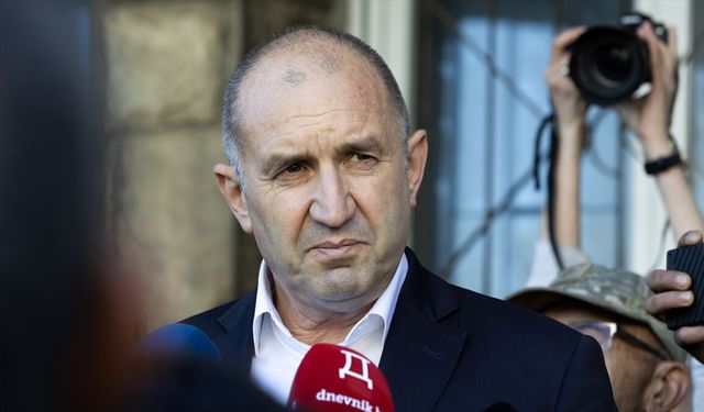 Bulgaristan Başbakanı Radev, hükümetin Ukrayna'ya silah desteğini durdurma kararı aldığını duyurdu