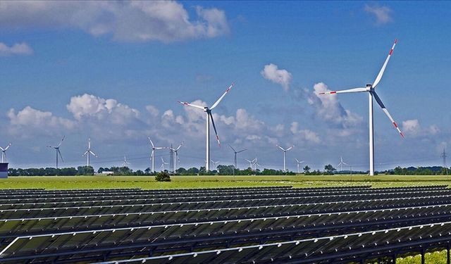 Dünyada temiz kaynaklardan enerji tedarikinde yeni bir dönüm noktasına ulaşıldı