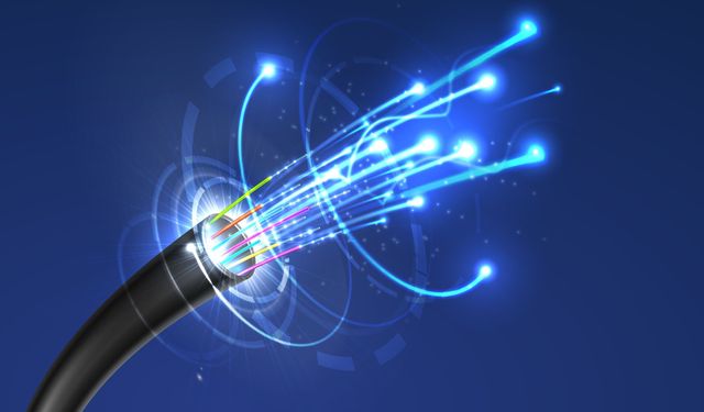 Fiber İnternet Nedir ve Adresinize Uygun Paket Nasıl Seçilir?