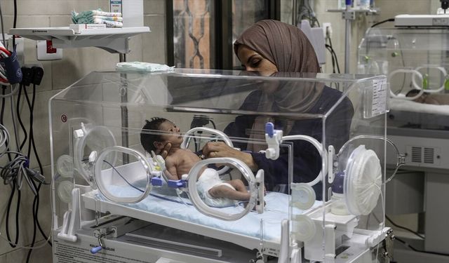 Gazze'deki Sağlık Bakanlığı: İsrail, 17 binden fazla hastanın tedavi için yurt dışına çıkışını engelliyor