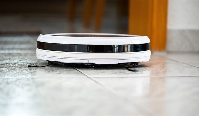 Hakaret ve tehdide 'robot süpürgeli' uzlaşma