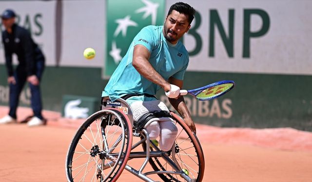 Para tenisçi Ahmet Kaplan, Fransa Açık'ta adını finale yazdırdı