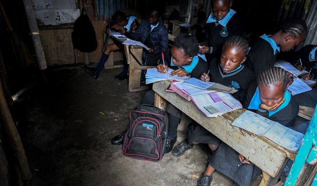 Soweto Ayaklanması'ndan yarım asır sonra Afrika'da hala milyonlarca çocuk okula gidemiyor
