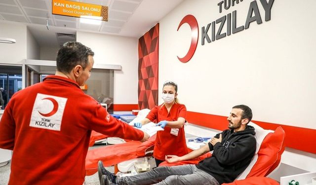 Türk Kızılaya yılın ilk 5 ayında 1 milyon 246 bin ünite kan bağışlandı