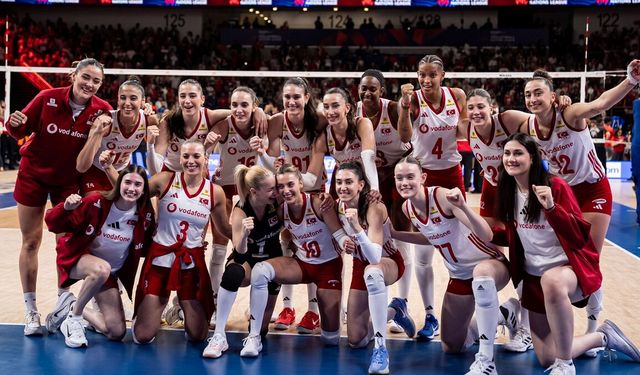 Türk voleybolu gururlandırmaya devam ediyor