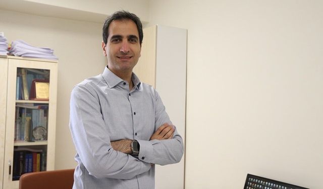 YKS öncesi ailelere 'çocuklarının yanında olduklarını hissettirmeleri' önerisi