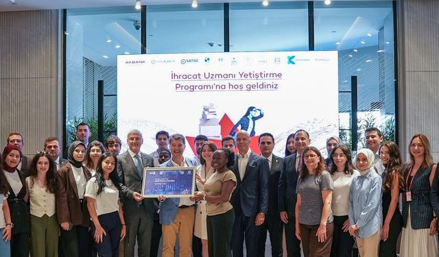 Akbank Gençlik Akademisi'nin 'Export Talent Programı' tamamlandı