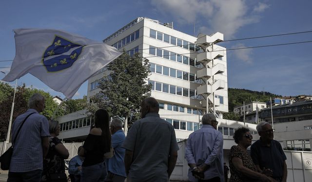 Bosna Hersek'in 'belirlenemeyen' yüksek temsilcisi ABD ve AB arasında görüş ayrılığına neden oldu