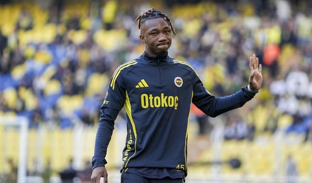 Fenerbahçe Kulübü, Nene'nin de kampa katılacağını duyurdu