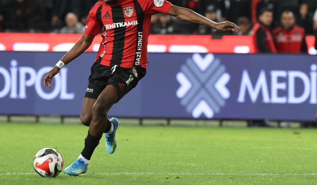 Gaziantep FK'de 5 futbolcuyla yollar ayrıldı