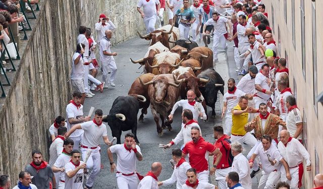 İspanya'da San Fermin'deki ünlü boğa koşularının 8 günlük bilançosu: 70'ten fazla yaralı