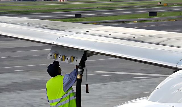 İtalya'nın bazı havalimanlarında jet yakıtı tedarikinde gecikmeler yaşanıyor