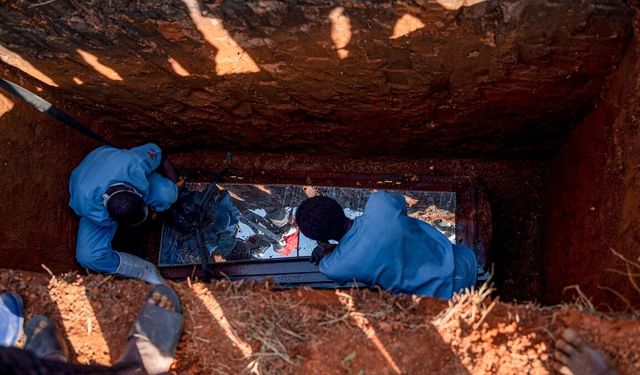 Kongo Demokratik Cumhuriyeti'nde Ebola salgınında vaka sayısı 1792'ye yükseldi