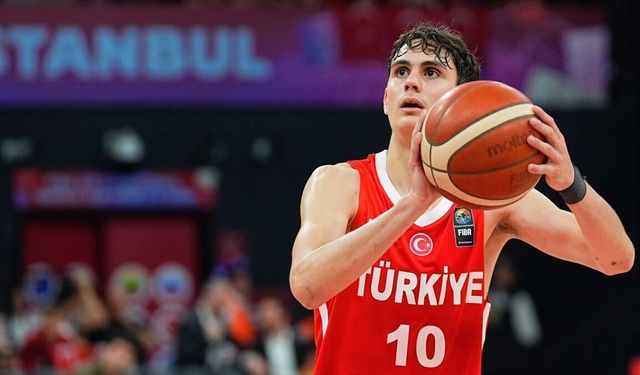 Milli basketbolcu Ömer Kutluay'ın hedefi FIBA 17 Yaş Altı Dünya Kupası'nda madalya