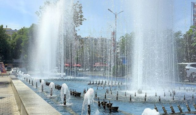 Özbekistan'da 'çilla' sıcakları hayatı zorluyor