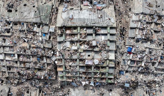 Venezuela'daki depremlerde hayatını kaybedenlerin sayısı 5 bin 119'a çıktı