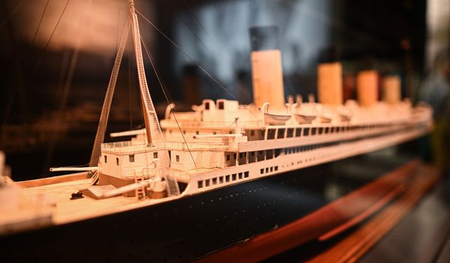 ABD'de Titanik'ten çıkarılan 100'den fazla eserin açık artırmayla satışı durduruldu
