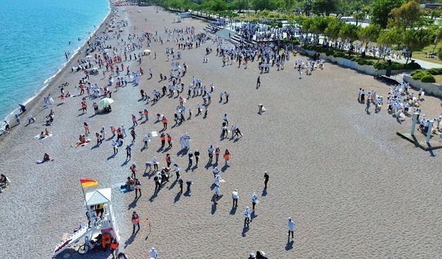 Antalya'da 'Mavi Akdeniz' için koruma kalkanı oluşturuldu