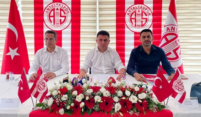 Antalyaspor Başkanı Ergün: Transfer yasağındaki 16 dosyanın 9'u kapatıldı, 4'üyle anlaşıldı