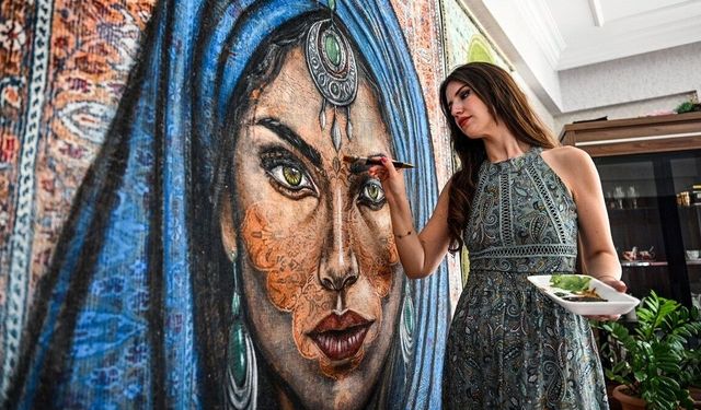 Bilgisayar mühendisi halıları portre çizimleriyle sanat eserine dönüştürüyor