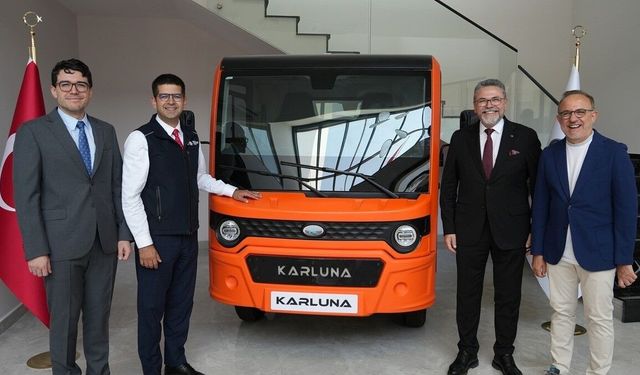 Cumhurbaşkanlığı Yatırım ve Finans Ofisi Başkanı Dağlıoğlu'ndan İzmir'deki işletmelere ziyaret