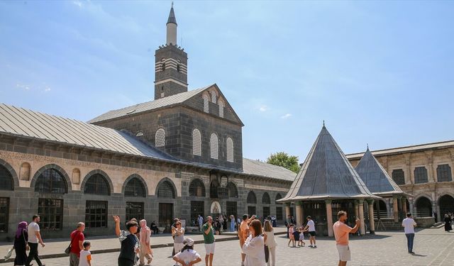 Diyarbakır'ın 16 yıl sonra Süper Lig'de temsil edilmesi turizmde beklentiyi artırdı