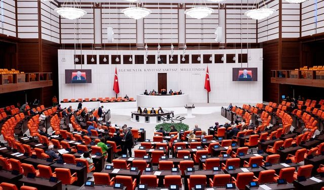 TBMM'de şehit aileleri ve gazilerin haklarına yönelik düzenlemeleri içeren kanun teklifinin görüşmelerine devam edilecek