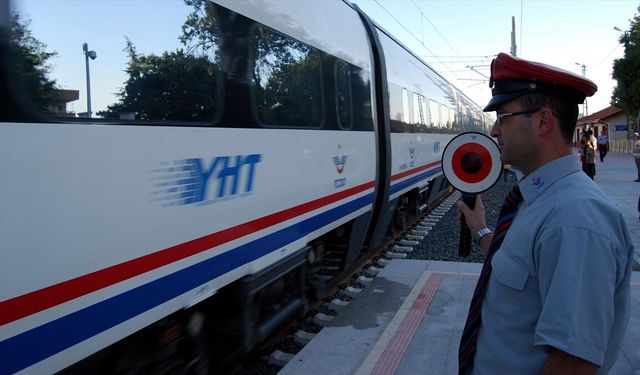 Türkiye'nin ikinci yüksek hızlı tren hattı 15 yaşında