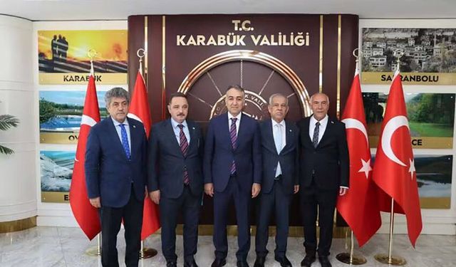 TÜRK DÜNYASI ÖDÜLLÜ BELGESEL FİLMLERİ KARABÜK’TE İZLEYİCİYLE BULUŞTU