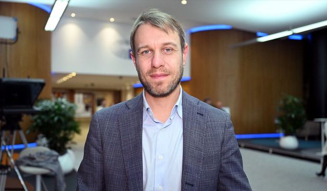 AP'nin İtalyan üyesi Della Valle, İsrail'e karşı daha sert tedbirler alınması gerektiğini söyledi