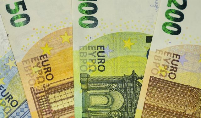 Avro, dolar karşısında son 3 ayın en düşük seviyesinde