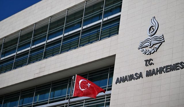 AYM, Yeni Partinin isminin hükümsüz sayılması talebinde partiye savunma için 1 ay süre verdi