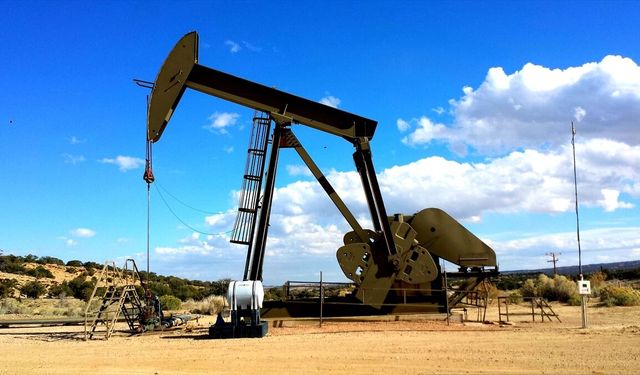 Brent petrolün varili 108,06 dolardan işlem görüyor