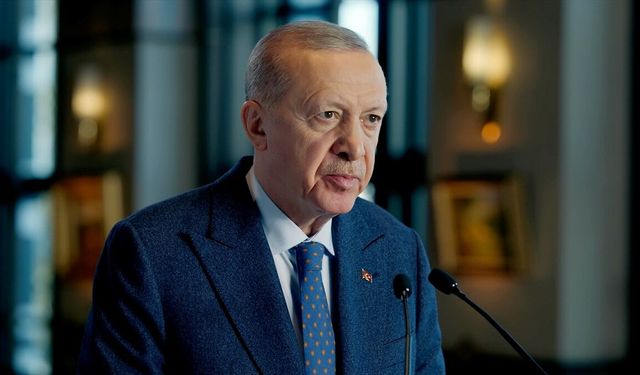 Cumhurbaşkanı Erdoğan: 26 Eylül Türk Dil Bayramı vesilesiyle bizlere düşen görev, Türkçemizi en iyi şekilde aktarmaktır