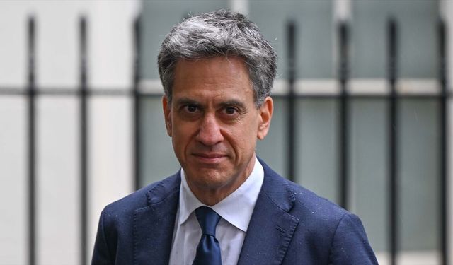 İngiltere Dışişleri Bakanı Miliband: İsrail hükümeti dostlarını kaybediyor