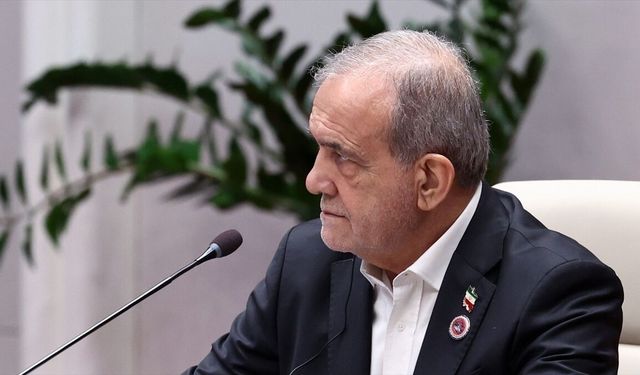İran Cumhurbaşkanı Pezeşkiyan: Yakıt tasarrufu kapsamında devlete ait konferans salonları kapatılacak