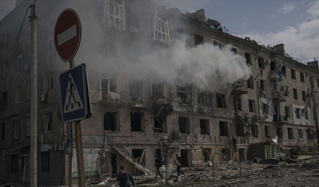 Rusya: Ukrayna'da askeri amaçla kullanılan lojistik merkezini ve gemiyi vurduk