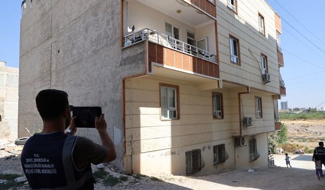 Şanlıurfa'da 5,4 büyüklüğündeki depremin ardından hasar tespit çalışmaları sürüyor