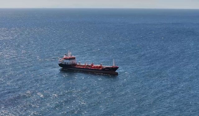 Silivri açıklarında batan geminin mürettebatı 8. gününde aranıyor