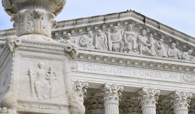 Trump yönetimi, üçüncü ülkelere sınır dışı uygulamasının yeniden başlaması için Yüksek Mahkemeye başvurdu