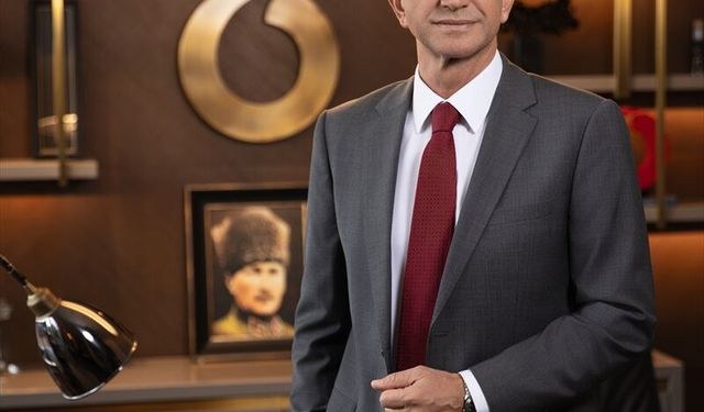 Vodafone Türkiye, A Milli Kadın Voleybol Takımı'nı kutladı