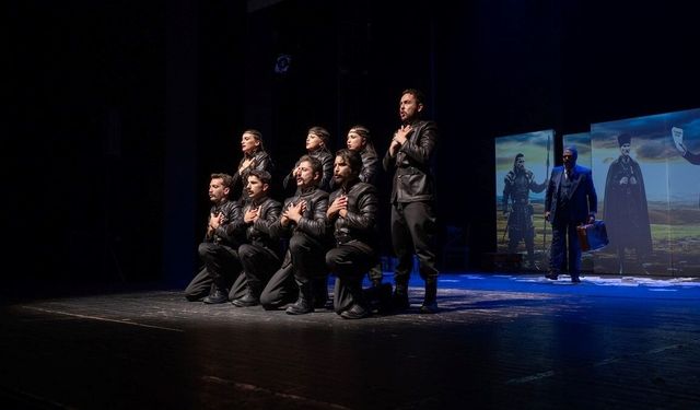 Ziya Gökalp'i anlatan 'Göğe Yazılmış Bir Alp' eserinin Balkan turnesi Kosova'da tamamlandı