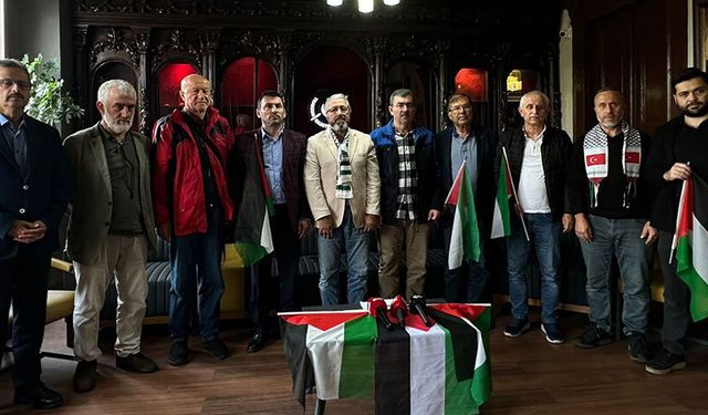 TRABZON DA ŞEHİT GAZETECİLER İÇİN BASIN AÇIKLAMASI