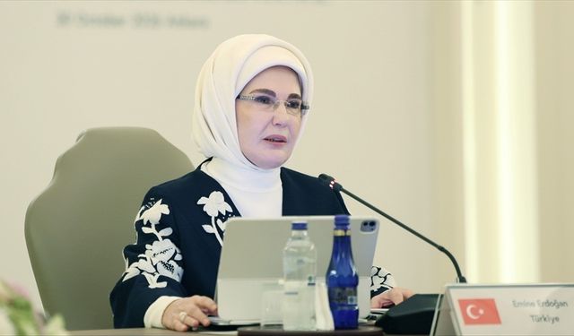 Emine Erdoğan: Kadınların toplum hayatında güçlü konumları olması, medeniyet coğrafyamıza yabancı bir tecrübe değildir