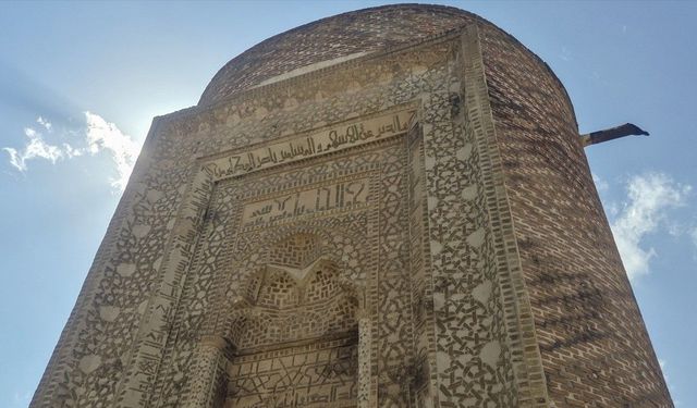 İran'ın Urumiye kentinde 800 yıllık Türk mirası: Üç Kümbet