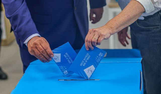 İsrail muhalefetinde Arap partileriyle koalisyon konusunda görüş ayrılığı yaşanıyor
