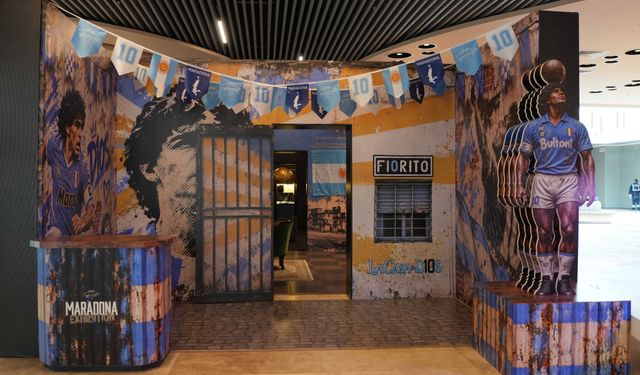 İstanbul AVM'de 'Maradona Sergisi' açıldı