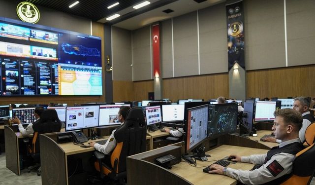 Jandarmadan yapay zeka uygulamalarını 'dijital dost' haline getirenlere uyarı
