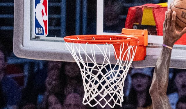 NBA'de 76ers, 29 sayı geriden gelerek Cavaliers'ı yendi