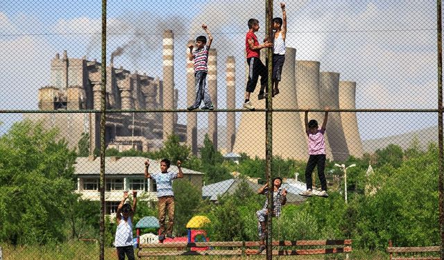 Türkiye'de ince partikül madde kaynaklı hava kirliliğinin yüzde 52'si fosil yakıtlardan kaynaklanıyor